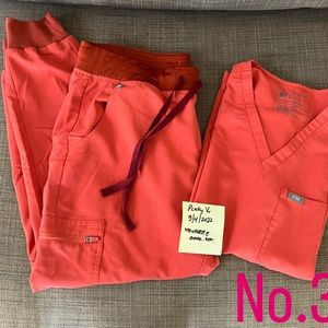 Figs set- CLAY great condition. Catarina S +Zamora joggers petite med.